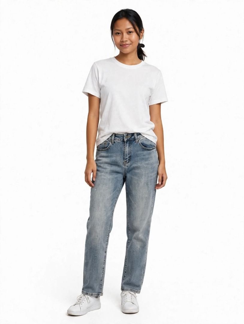Light Wash Straight Leg Jeans#4 (Category: Jeans) located in Caloocan City. Submitted by outfitloop (Listing ID 1459773697, Image 1). Description: - Classic light wash - Straight leg fit - Comfortable for everyday wear - Easy to pair with any top IMPORTANT: • 1st photo is an AI styling/model preview for reference on how the item may look when worn. • Please refer to the actual photos for the item’s true appearance and condition. • Color may sligh