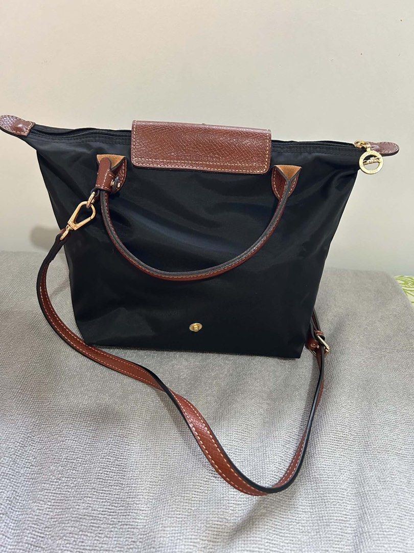 Longchamp Bag (Category: Luxury Bags & Wallets) located in Imus. Submitted by justinelouis (Listing ID 1459793010, Image 3). Description: .