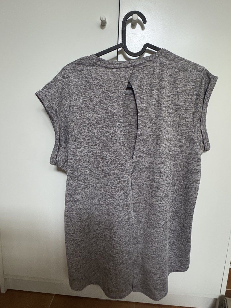 Lotus Activewear Laura Open Back Knot Top (Category: Activewear) located in Valenzuela. Submitted by aikeeee (Listing ID 1459821778, Image 2). Description: Original Price 595 .