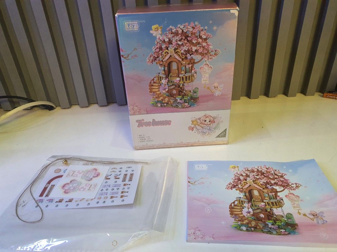 LOZ IDEAS Mini Block Set 1381 Pink Sakura Tree House (Category: Lego & Building Sets) located in Tarlac. Submitted by ziv_surplus (Listing ID 1459865327, Image 3). Description: .