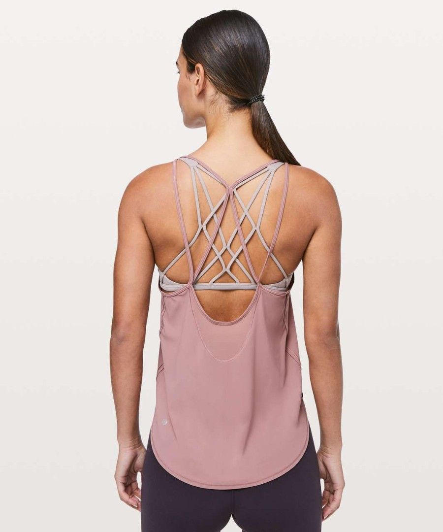Lululemon Anew Strap Tank Spanish Rose (Category: Activewear) located in Dumanjug. Submitted by cebuanaavtg (Listing ID 1459742911, Image 2). Description: Size Small No issue cut tag.