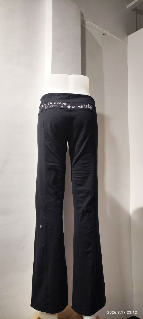 Lululemon (size 8) Astro Pants Leggings (Category: Activewear) located in Calamba. Submitted by lulu.thrift.finds (Listing ID 1459732565, Image 2). Description: Lululemon Size 8 Astro Pants Leggings No discount for single items. Can give a little discount for multiple-item purchases. Kindly check my store, selling all lulu :) Items will only be reserved for 1 day, will be open to other offers after that First to pay basis Payment via GCash only S