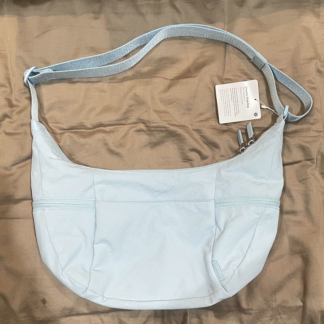 Lululemon Slouchy Sling Bag 6L (Category: Luxury Bags & Wallets) located in Manila. Submitted by yainayu11f34650 (Listing ID 1459763248, Image 3). Description: .