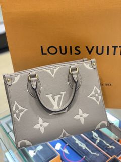 (Category: ) located in . Submitted by ys-luxe.com (Listing ID 1459744568, Image 1). Description: .