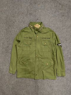 (Category: ) located in . Submitted by bsb.streetluxvintage.clothing (Listing ID 1459790252, Image 1). Description: .