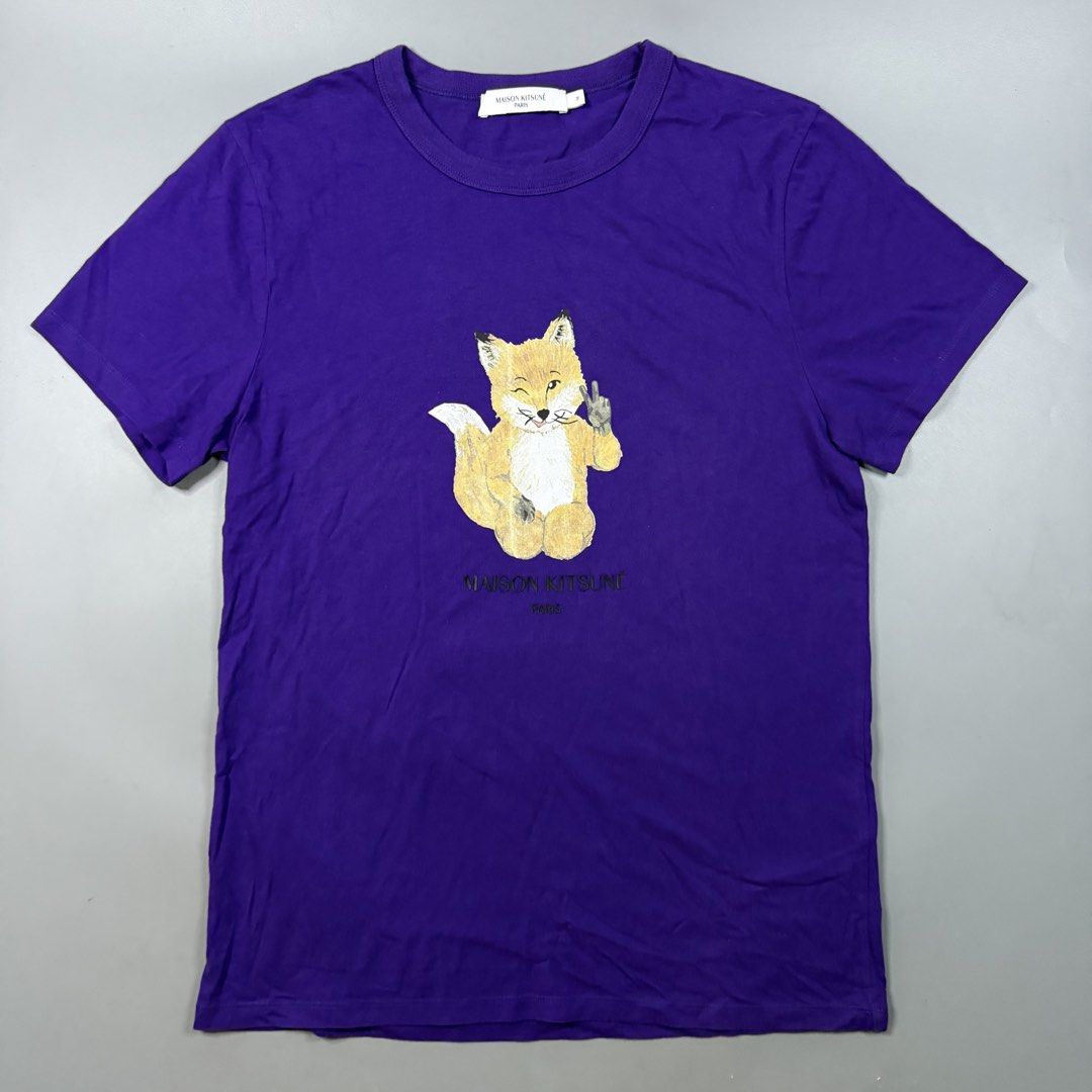 Maison Kitsune - Fox Print Shirt (Category: Tshirts & Polo Shirts ) located in Paranaque City. Submitted by millennial_goodz (Listing ID 1459873908, Image 1). Description: WTS Maison Kitsune - Fox Print Shirt Size Medium Dimensions: 18.5" / 26" Excellent condition Authentic P1,200 only DM.