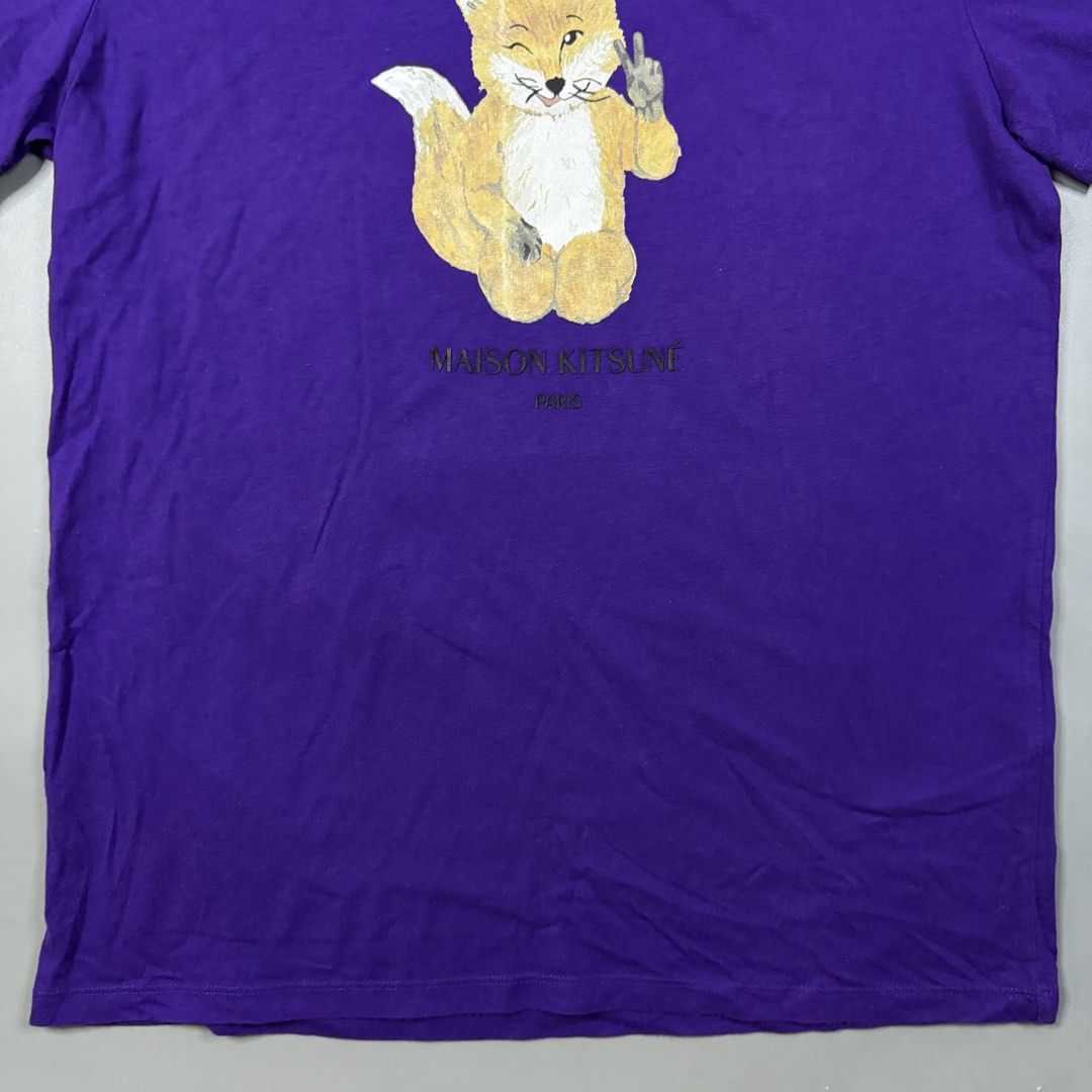 Maison Kitsune - Fox Print Shirt (Category: Tshirts & Polo Shirts ) located in Paranaque City. Submitted by millennial_goodz (Listing ID 1459873908, Image 3). Description: WTS Maison Kitsune - Fox Print Shirt Size Medium Dimensions: 18.5" / 26" Excellent condition Authentic P1,200 only DM.