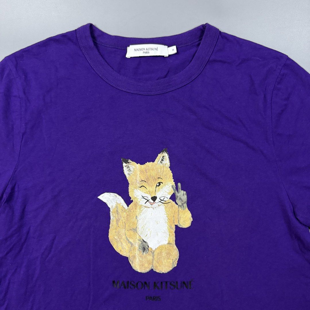 Maison Kitsune - Fox Print Shirt (Category: Tshirts & Polo Shirts ) located in Paranaque City. Submitted by millennial_goodz (Listing ID 1459873908, Image 2). Description: WTS Maison Kitsune - Fox Print Shirt Size Medium Dimensions: 18.5" / 26" Excellent condition Authentic P1,200 only DM.