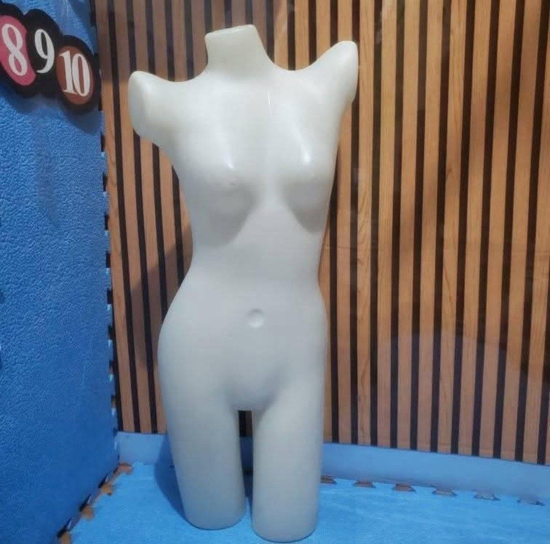 Mannequin Small (Category: Looking For) located in Manila. Submitted by pandinity (Listing ID 1459731681, Image 3). Description: .