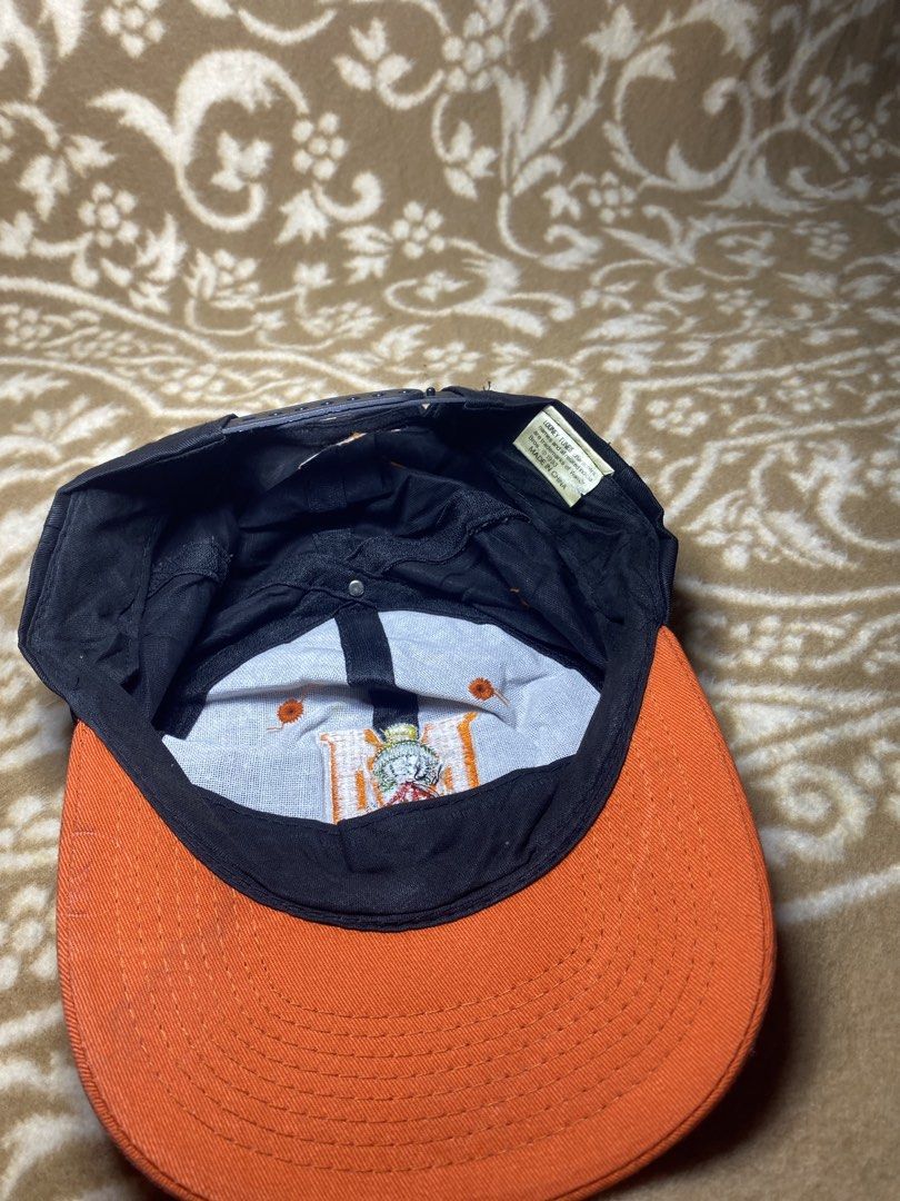 Mavin the marshian vintage cap (Category: Caps & Hats) located in Bayambang. Submitted by frugal_vouge (Listing ID 1459863678, Image 3). Description: Need wash.