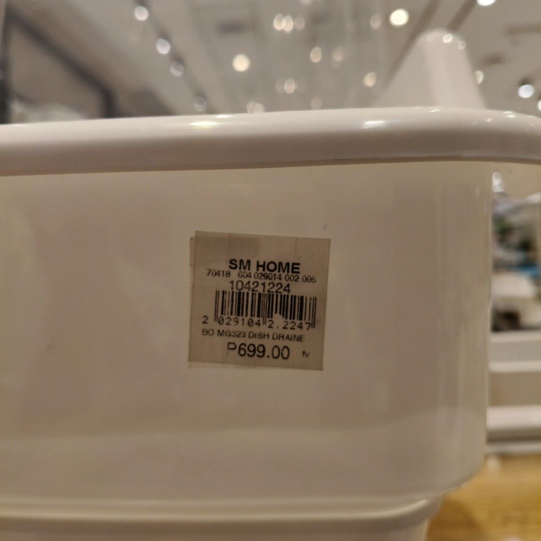 Megabox Dish Drainer Large with Cover (Category: Other Kitchenware & Tableware) located in Manila. Submitted by truewhale-7e22 (Listing ID 1459749056, Image 2). Description: - Large white dish drainer - Includes a clear cover to keep dust away - Brand: Megabox - Original Price: P699.00.