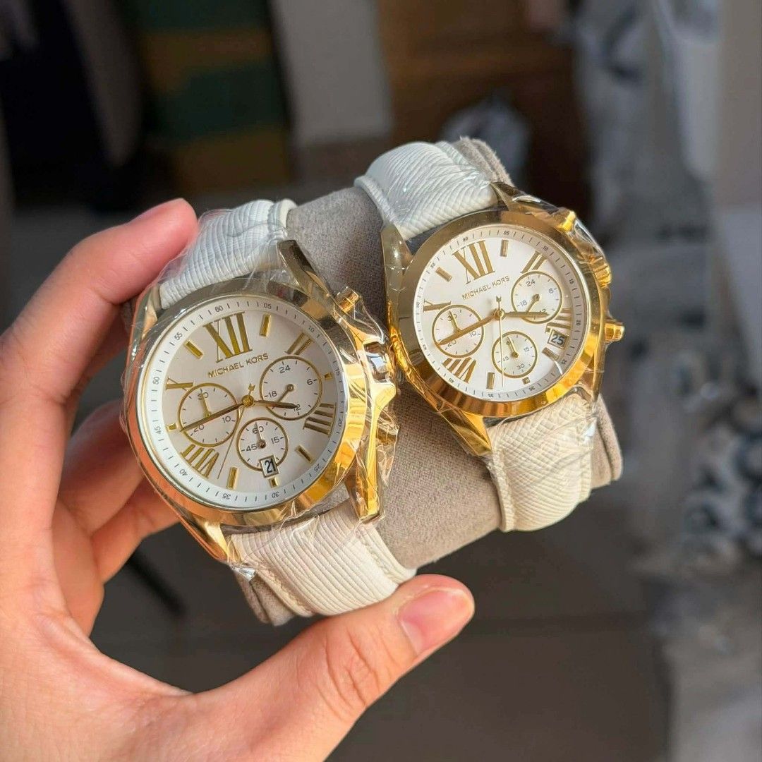 Michael kors genuine leather (Category: Luxury Watches) located in Manila. Submitted by authenticbagswatchesco (Listing ID 1459812438, Image 3). Description: WEEKEND SALE ‼️ :) Original MK Genuine Leather ✅Complete Inclusions ₱3,299 each + SF₱5,600 COUPLE + SF ❌12-15k Mall price❌ 📌MONEY BACK IF PROVEN FAKE‼️ 📩PM for orders.