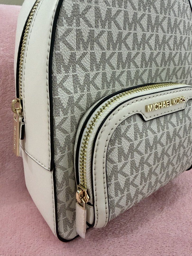 Michael Kors Jaycee Xs (Category: Backpacks) located in Quezon City. Submitted by somethingthing (Listing ID 1459737020, Image 3). Description: - ORIGINAL - Brandnew.