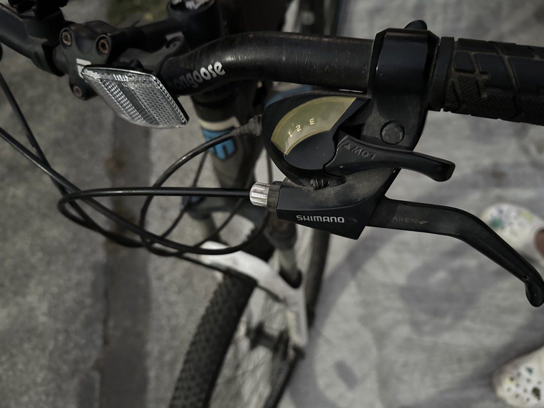 Mongoose Mountain Bike (Category: Bicycles) located in Paranaque City. Submitted by kaaatd (Listing ID 1459888488, Image 3). Description: .