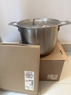 （分類：）位於 。 由 ItsASen 提交（商品編號 1459724492，圖片 1）。簡介： 。