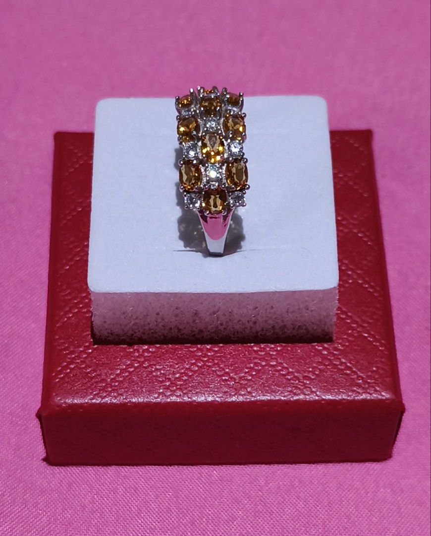 Natural Citrine s925 silver ring with certificate (Category: Other Accessories) located in Orani. Submitted by kr_bowtique (Listing ID 1459786187, Image 2). Description: .