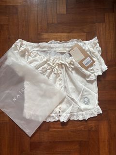(Category: ) located in . Submitted by shopxbeauty (Listing ID 1459808573, Image 1). Description: .
