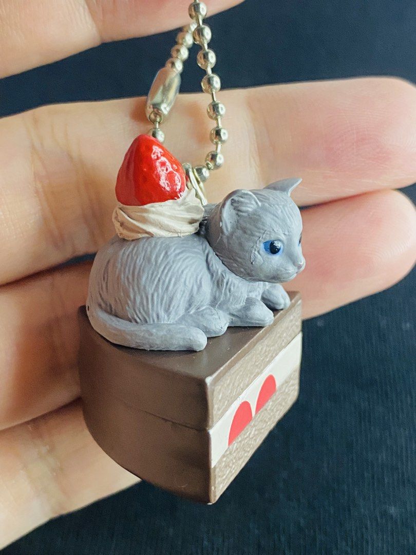 Neko Cafe strawberry cake charm (Category: Charms) located in Manila. Submitted by kawaii_omocha_est2020 (Listing ID 1459853221, Image 2). Description: .