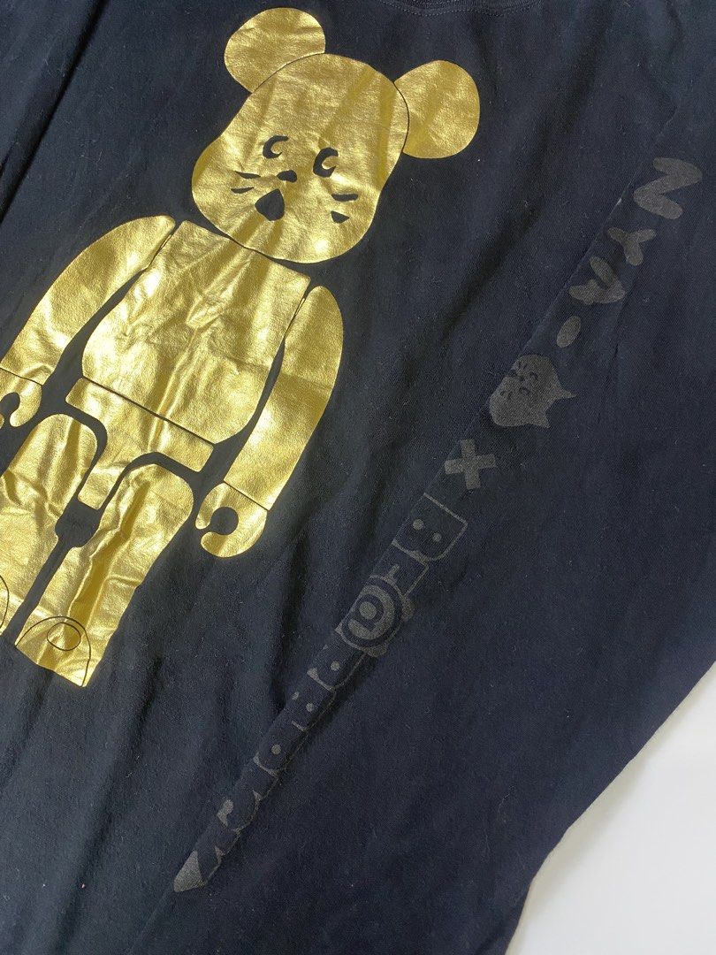 Ne-net Issey Miyake Bearbrick Longsleeve (Category: Luxury Apparel) located in Dasmarinas. Submitted by goodbuyartisanal (Listing ID 1459811210, Image 2). Description: Ne-net Issey Miyake Bearbrick Longsleeve size 2. Width 18.5 inches Length 23.5 inches Hem 19 inches Sleeves 21.5 inches Shoulder 14.5 inches Excellent Condition Price : 1,500 + ship Pm me.