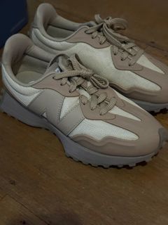 (Category: ) located in . Submitted by cbcloset (Listing ID 1459792833, Image 1). Description: .