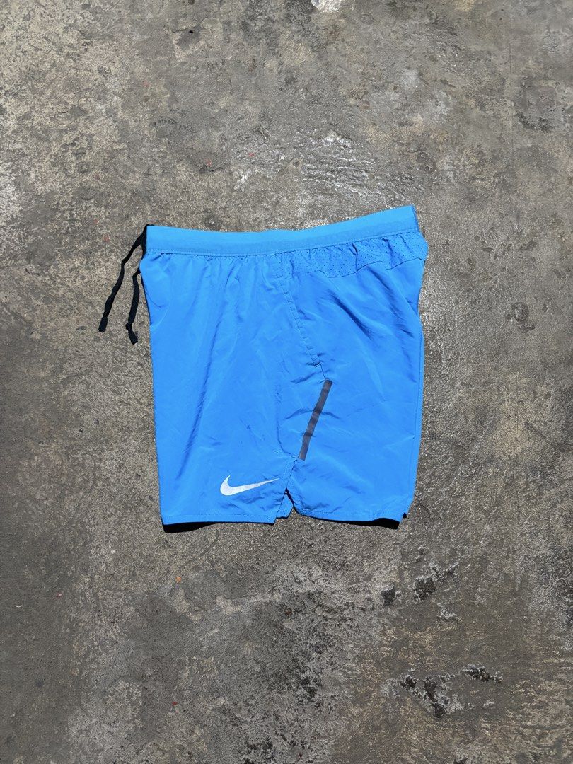 Nike FLX Stride Running Short (Category: Activewear) located in Bacolod City. Submitted by money_maker06 (Listing ID 1459811067, Image 2). Description: Nike FLX Stride Running Short 🌳 •Size: 28-31 •Length: 15 •Price: 699 💰.