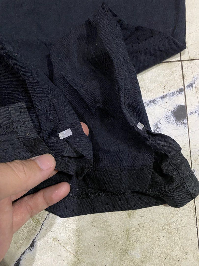Nike running shirt (Category: Activewear) located in Tagoloan. Submitted by puretiger-389e (Listing ID 1459784329, Image 3). Description: Nk running shirt Excellent condi. Size XL 21x27.5 dimensions 9 color rate or better .