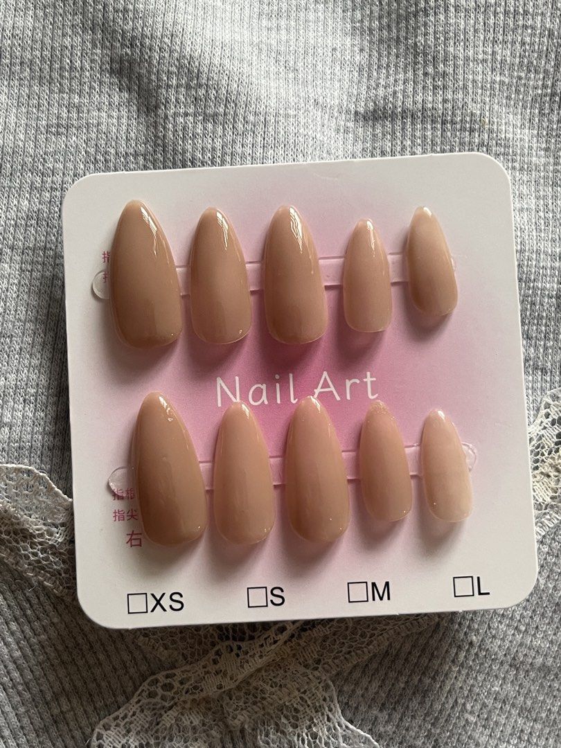 Nude handmade press on nails (Category: Hands & Nails) located in Quezon City. Submitted by heavendeclutter (Listing ID 1459695842, Image 1). Description: .