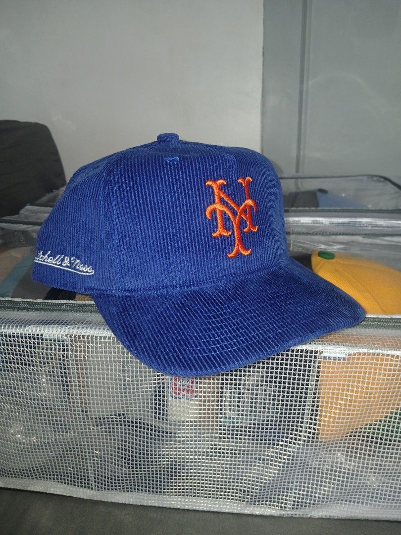 NY mets Cords (Category: Caps & Hats) located in Manila. Submitted by binfahad0256039 (Listing ID 1459812784, Image 1). Description: brand new authentic by mitchell and ness snapback below srp dm for sure buyer bacoor location.