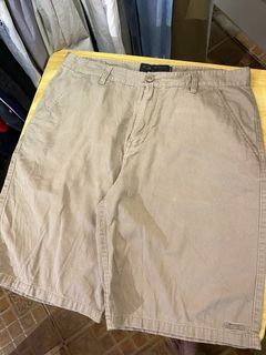 (Category: ) located in . Submitted by thriftvibes324 (Listing ID 1459702824, Image 1). Description: .