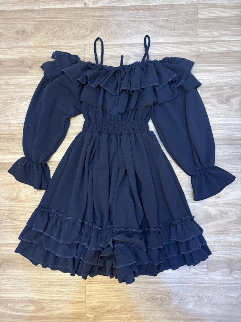 Off Shoulder Blue Dress (Category: Dresses) located in Manila. Submitted by yvainbns (Listing ID 1459841259, Image 1). Description: ۶ৎ LOC: Quezon City ۶ৎ DOP: Payo / 3 days reservation only ۶ৎ MOP: GCash / COD via lalamove ۶ৎ MOD: J&T / Gogo Xpress / Any sdd apps NO RETURN AND CANCELLATIONS OF ORDER Note: Some have dirt but washable so WASH BEFORE USE!.