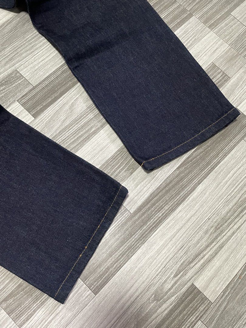 OG BAPE BapeSta Design Denim Pants (Category: Jeans) located in Caloocan City. Submitted by thriftkidd2024 (Listing ID 1459738426, Image 3). Description: [ BAPE OG Bapesta denim Pants ] M on tag waist: 34 length: 39.5 In excellent condition 10/10 color rate no issue ₱4500 Taguig City📍 Dm to purchase 📥.