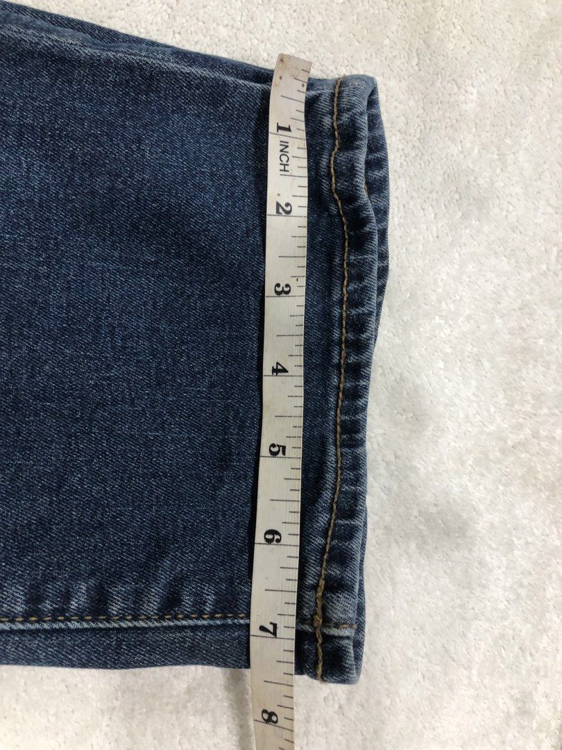 Old Navy Boot-Cut Jeans Size 10 Dark Wash (Category: Jeans) located in Manila. Submitted by janmichael26601 (Listing ID 1459787524, Image 3). Description: - Brand: Old Navy - Style: Boot-cut jeans - Wash: Dark wash - Size: 10 - Features: Classic, versatile design - Ideal for: Everyday wear - Note: Measurements provided in photos for fit confirmation..