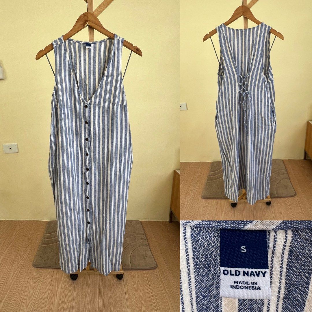 Old navy dress (Category: Dresses) located in Cavite. Submitted by akosishef (Listing ID 1459766396, Image 1). Description: Good condition Shipping sched: every weekends only due to work schedule Fit to M-XL frame Mop: gcash Courier: jnt.