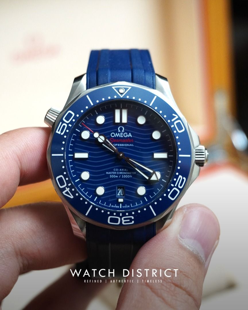 OMEGA SEAMASTER DIVER 300M “BOND SEAMASTER” (Category: Luxury Watches) located in Cebu City. Submitted by watchdistrict.ph (Listing ID 1459745058, Image 3). Description: Omega Seamaster Diver 300M Co-Axial Master Chronometer Ref no.: 210.32.42.20.03.001 (2021) Case size: 42mm Movement: Cal. 8800 Condition: 9/10 Inclusions: Inner and Outer Box, Master Chronometer Card, Pictograms Card, Warranty Card, Manual Price: 265,000 Cebu location. Can ship n