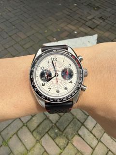 (Category: ) located in . Submitted by ninety_one_timepiece (Listing ID 1459749420, Image 1). Description: .