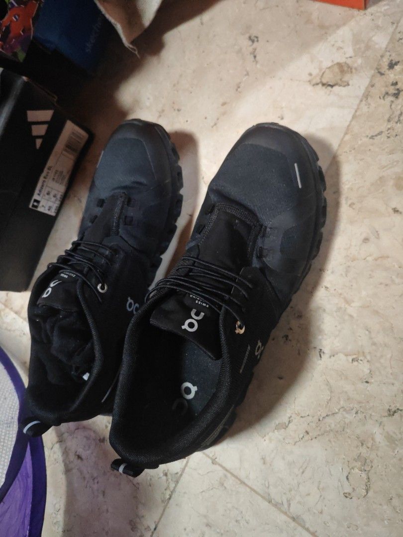 On Cloud Shoes Black US M 11 EU45 (Category: Sneakers) located in Manila. Submitted by dongdongv (Listing ID 1459795566, Image 1). Description: - Color: Black - Size: US Men's 11 / EU 45 / UK 10.5 / JP 29 - Ideal for: Running and everyday wear - Condition: Used, with some signs of wear on the sole, but still has plenty of life left. Please check photos for detailed condition. as you see posted actual pic of item. price is fixed ad non negotiable.