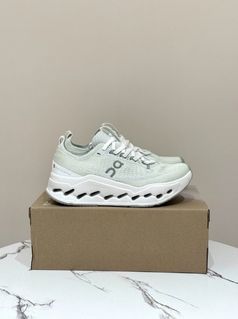 （分類：）位於 。 由 sneakerssssssssssss 提交（商品編號 1459700357，圖片 1）。簡介： 。
