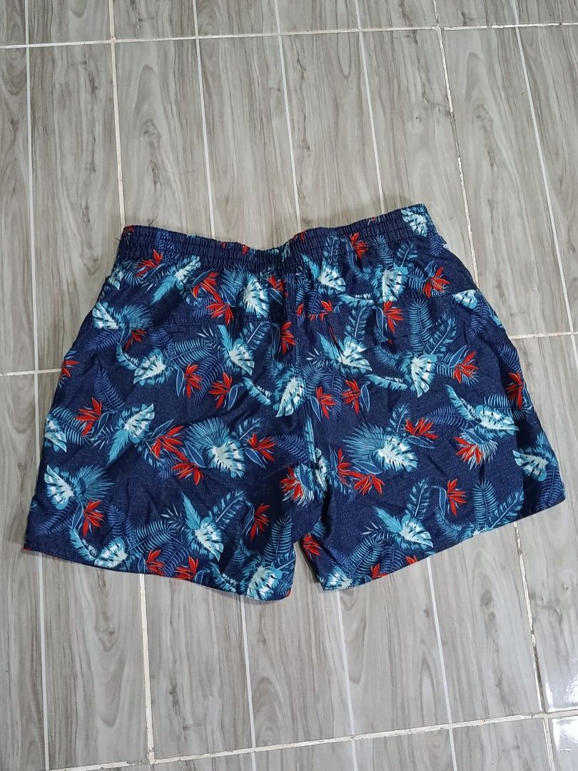 ONEILL FLORAL NYLON SHORT (freeshipping) (Category: Shorts) located in Quezon City. Submitted by gyl-stop (Listing ID 1459762514, Image 3). Description: free shipping with inner brief 30-36 x 14.5 excellent condi cr: 9.8/10 issue: none.