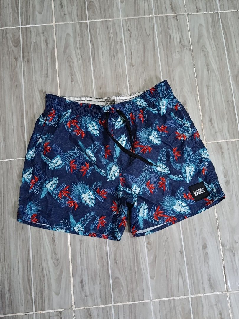 ONEILL FLORAL NYLON SHORT (freeshipping) (Category: Shorts) located in Quezon City. Submitted by gyl-stop (Listing ID 1459762514, Image 1). Description: free shipping with inner brief 30-36 x 14.5 excellent condi cr: 9.8/10 issue: none.