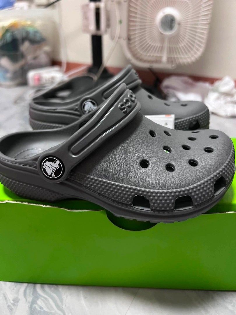Original Crocs Classic Clog K Slate Grey Size C11 (Category: Babies & Kids Fashion) located in Manila. Submitted by quickcloud_7c753c (Listing ID 1459821004, Image 3). Description: - Classic Crocs clogs - Color: Slate Grey - Size:C 11 - Includes original box and tags - Iconic Crocs Comfort - Easy slip-on design - Perfect for everyday wear.