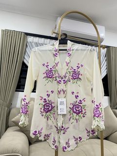 (Category: ) located in . Submitted by ralphlaurenstore2 (Listing ID 1459833258, Image 1). Description: .
