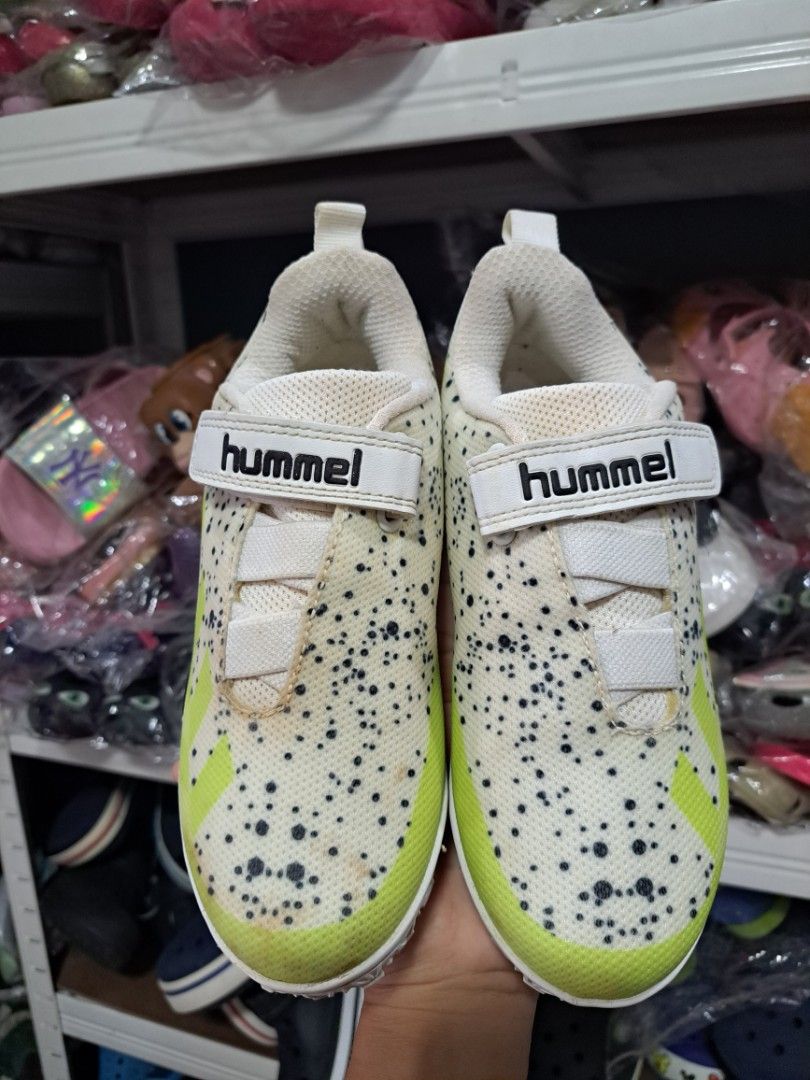 Original Soccer Hummel Shoes (Category: Babies & Kids Fashion) located in Quezon City. Submitted by kimlynandaya (Listing ID 1459720950, Image 1). Description: Original Soccer Hummel Shoes Us:13 uk:13 eur:32 cm:20 .