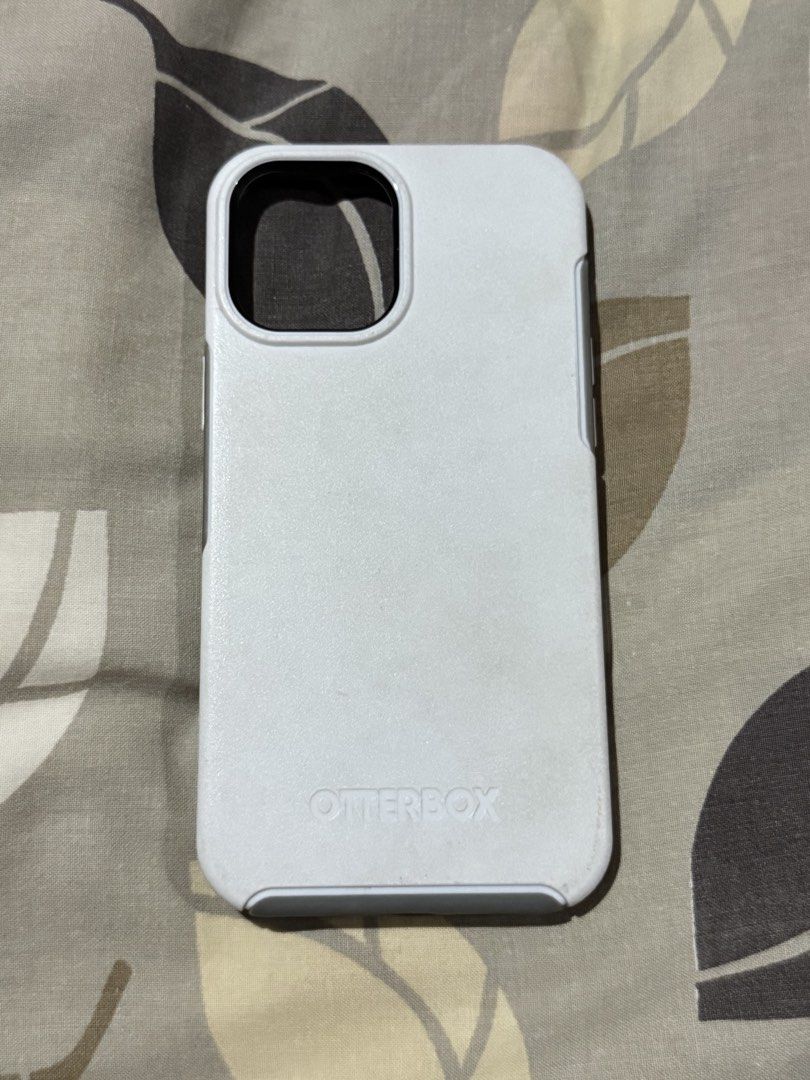 Otterbox Iph 12 Pro max (Category: Cases & Sleeves) located in Obando. Submitted by pepperooshop (Listing ID 1459713654, Image 1). Description: - Brand: Otterbox - Compatible with: iPhone 12 Pro Max - Color: White and Gray - Condition: Good, shows minimal signs of use - Features: Durable protection against drops and scratches - - Iph 12 pro max -rfs:decluttering.