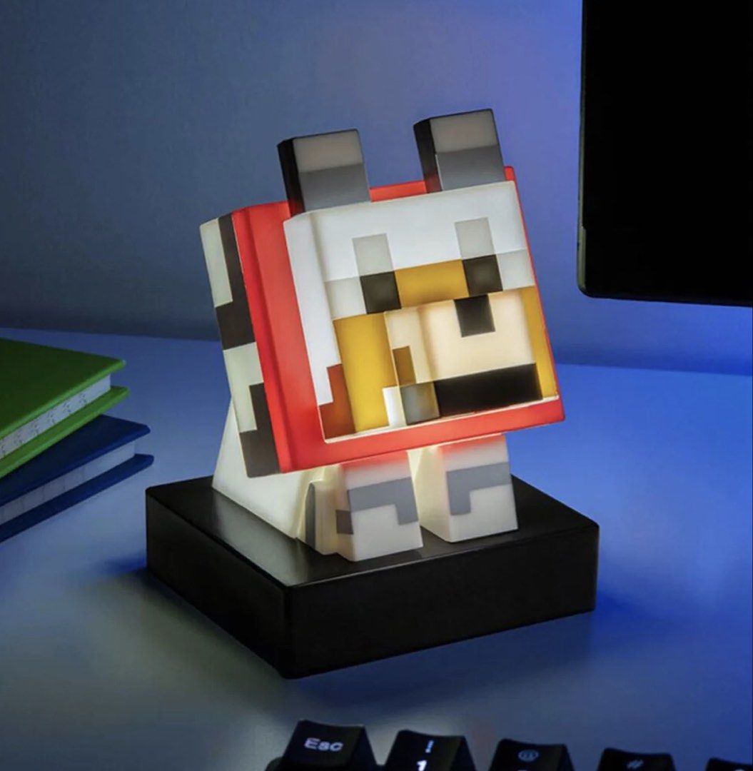 Paladone Minecraft Wolf Icon Light (Category: Lighting) located in Quezon City. Submitted by clostitchotaku100 (Listing ID 1459748857, Image 1). Description: .