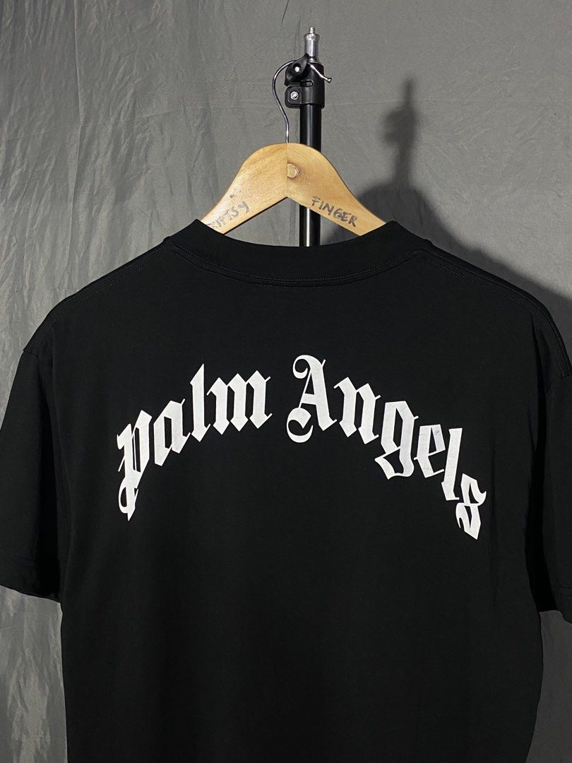 Palm Angels Broken Palm Tree Tee (Category: Tshirts & Polo Shirts ) located in Calauan. Submitted by thriftsy.fingers (Listing ID 1459868246, Image 3). Description: Palm Angels Broken Palm Tree - Size Large - Authentic - 10/10 Color Rate .