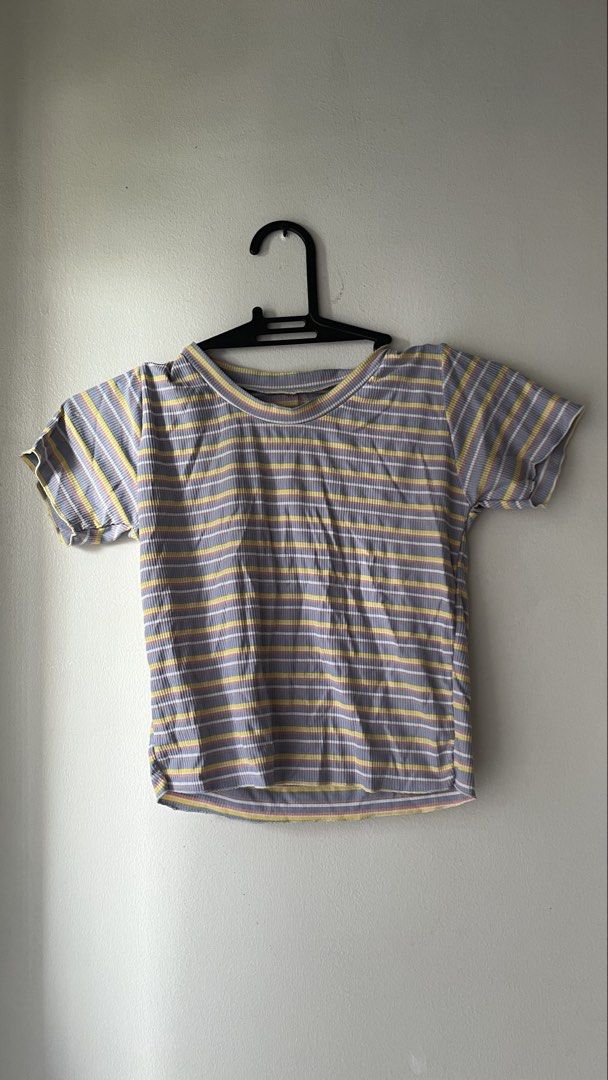 Pastel Striped Retro Short-Sleeve Tee (Category: Shirts) located in Quezon City. Submitted by deargenna (Listing ID 1459822349, Image 1). Description: - Ribbed t-shirt - Horizontal stripes - Colors: Pastels - Short sleeves - Crew neck - Comfortable for everyday wear - Easy to pair with jeans or shorts * 💳 MOP: GCash / Bank Transfer * 🛵 MOD: Same-day delivery via Lalamove / Grab (Buyer pays SF) * 📍 Pick-Up: Greenfield District, Mandaluyong OR Q