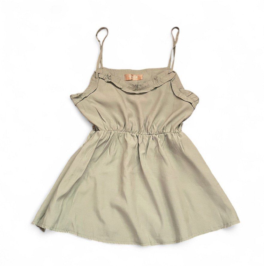 Peplum Sage Green (Category: Sleeveless) located in Tabaco. Submitted by xo_chim (Listing ID 1459689613, Image 1). Description: s-m.
