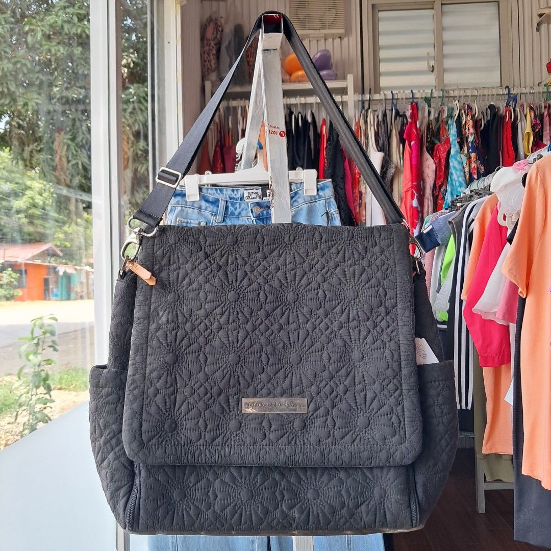 Petunia Pickle Bottom Boxy Backpack (Category: Backpacks) located in Digos. Submitted by richcaliforniaclothingstore (Listing ID 1459727381, Image 1). Description: 📌Manage your expectations this is not brandnew 📦We ship nationwide via J&T Express (no COD❌️) 📍Location: Lim Extension Digos City Davao Del Sur (besides camillian sister) 📝Lay-away terms available 🎥 We offer video calls for transparency so you can personally inspect your item befo