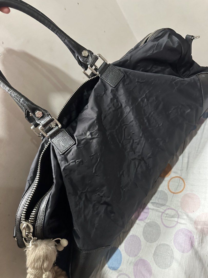 Philipp plein (Category: Luxury Bags & Wallets) located in Cainta. Submitted by 3rd_street.onlineshop (Listing ID 1459772723, Image 2). Description: Bubbles sa likod lang issue. No butas no sira. With sling… Sf not included Payment first.