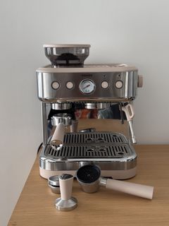 （分類：）位於 。 由 chtangac001 提交（商品編號 1459717582，圖片 1）。簡介： 。